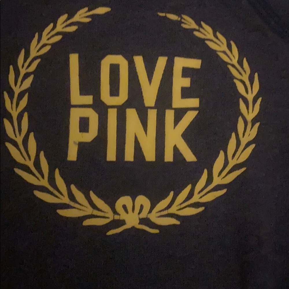 Pink sweatshirt - Picture 2 of 4